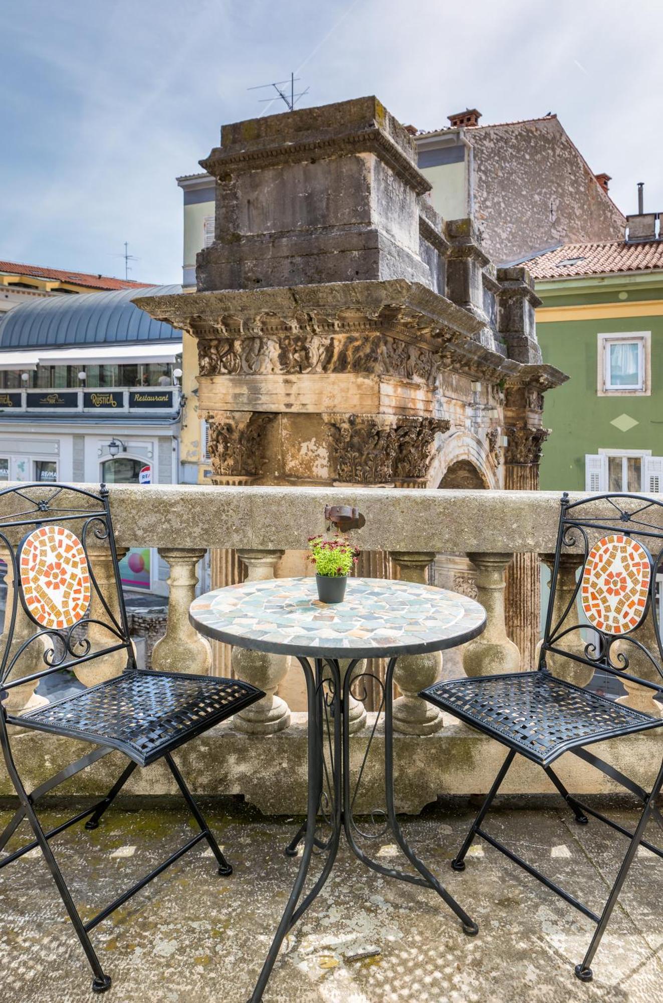 Boutique Suites Joyce بولا المظهر الخارجي الصورة